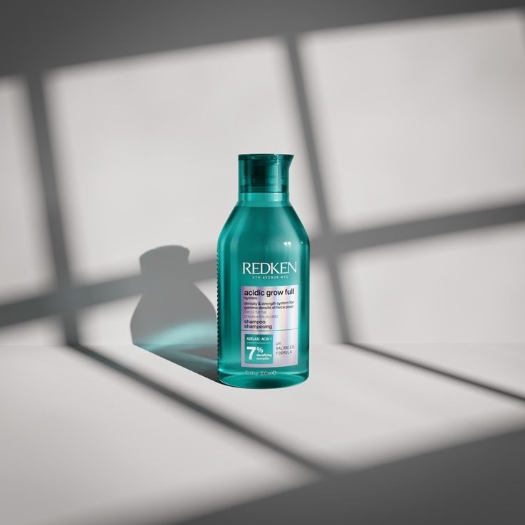 Redken 2025 Acidic Grow Full System Shampoo Still