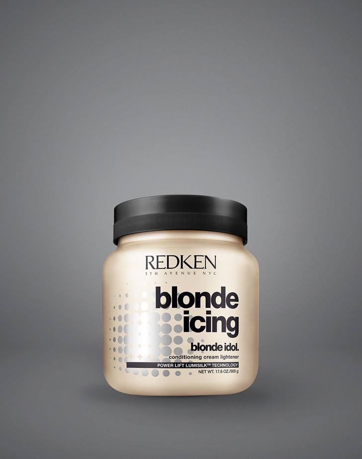 L'éclaircissant en crème revitalisant Redken Blonde Icing  